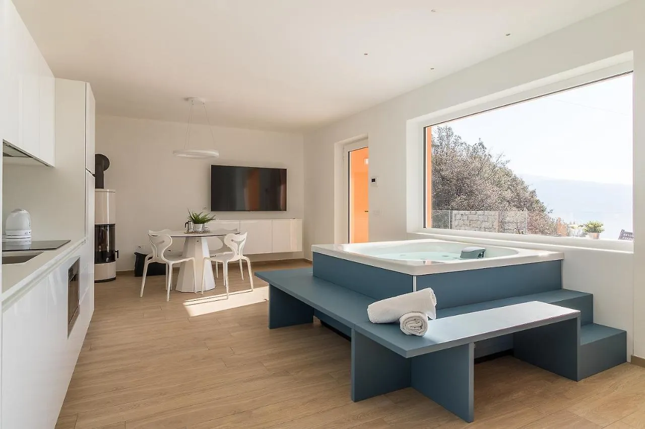 Orange House Relax Apartment Tignale Italy