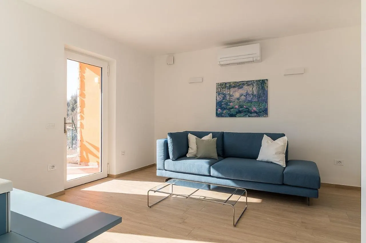 Orange House Relax Apartment Tignale